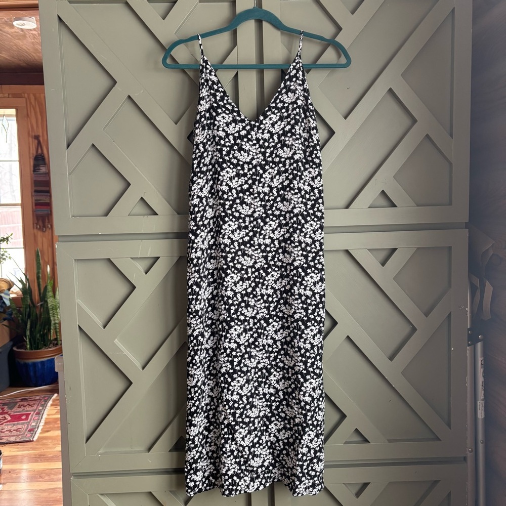 Gap Slip Dres